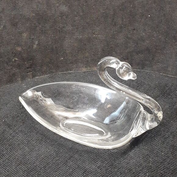 Duncan Miller 1930's hand blown glass swan 6" tall candy dish or nut dish. (#1) - Picture 2 of 13